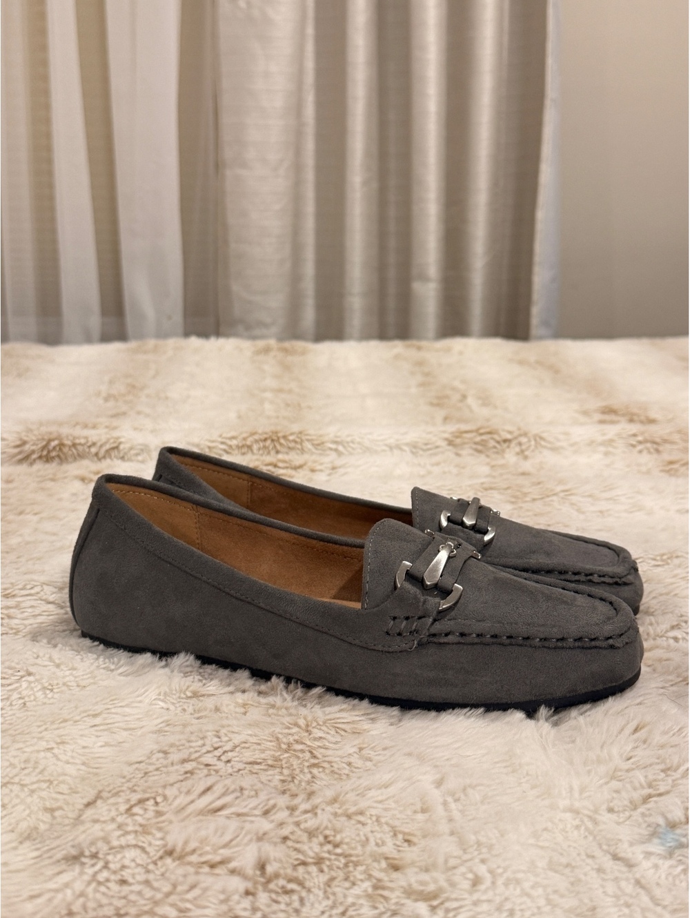 Aerosoles gray suede loafers